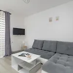 Bażantów With Balcony By Renters * Katowice