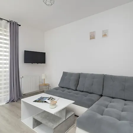 Bazantow With Balcony By Renters * Katowice