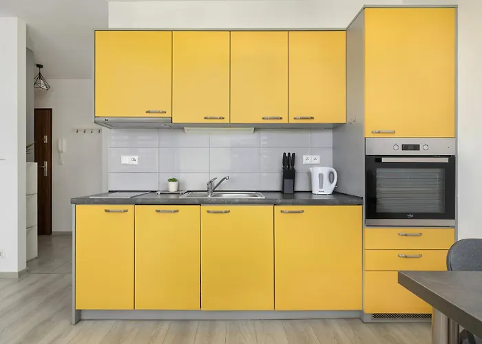 Bazantow With Balcony By Renters