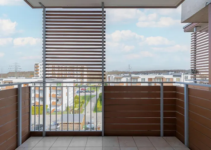 Bazantow With Balcony By Renters Διαμέρισμα