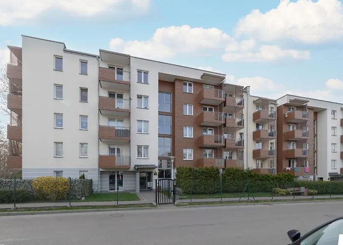 Bazantow With Balcony By Renters Apartment Kattowitz